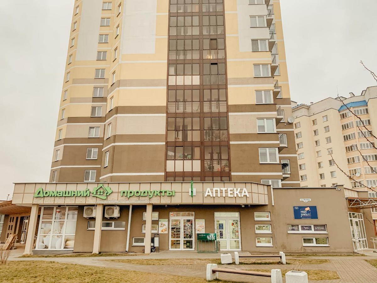 Апартаменты "Chilpil" На 8-Ом Этаже - Центр - Мгновенное Бесконтактное Заселение - 24Х7 เบรสต์ ภายนอก รูปภาพ